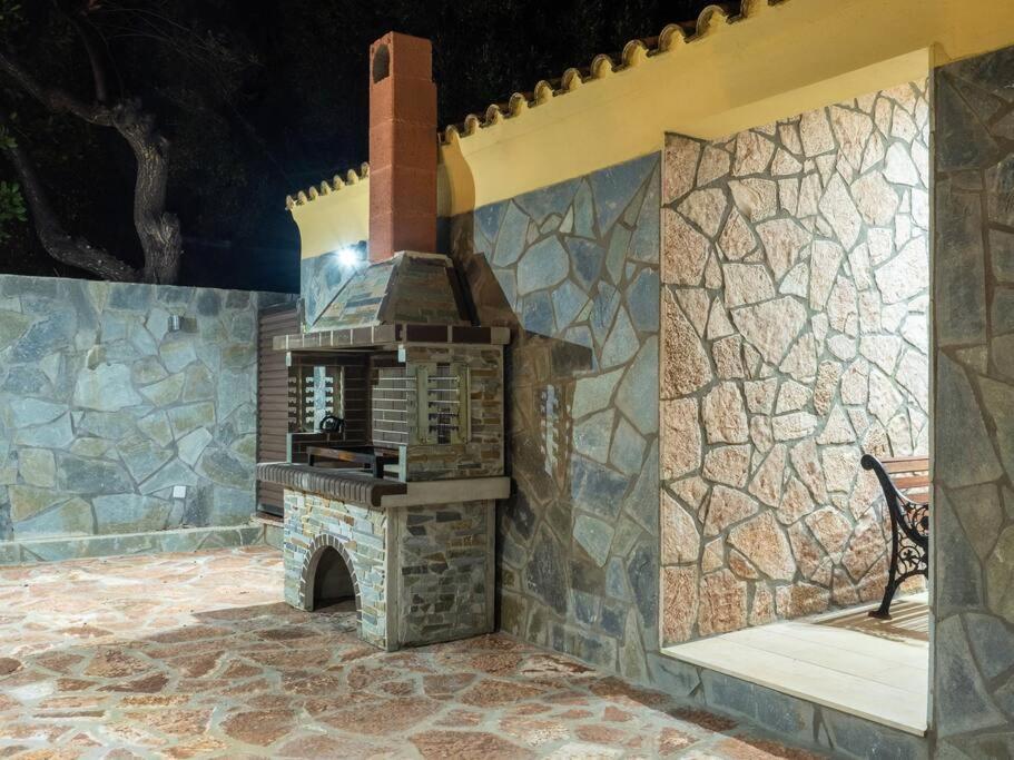 Poli House Family Villa W/ Pool Corfu  Екстериор снимка